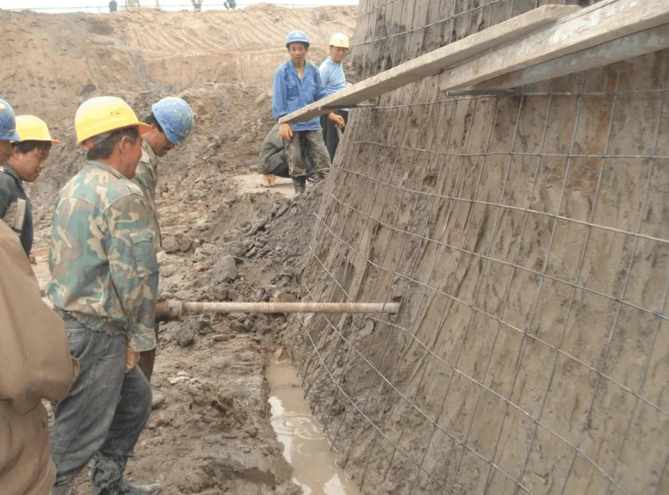 鹤壁常见基坑支护开挖事故的原因分析与处理方法